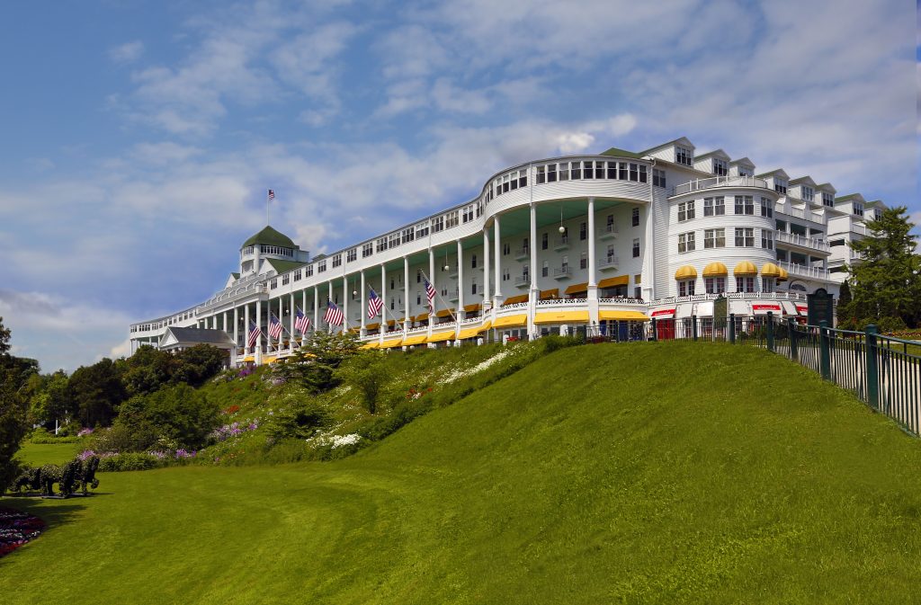 Grand Hotel Porch