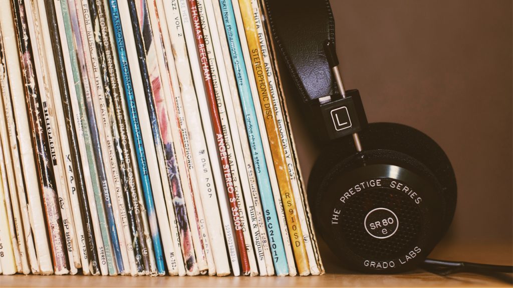 vinyl records headphones