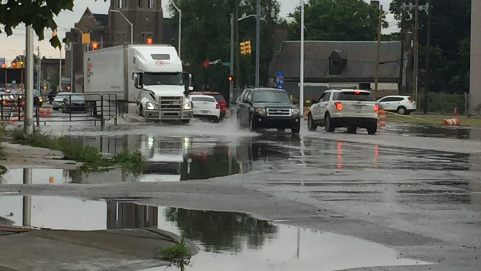 Heavy rain causes trouble for commuters in metro Detroit - WDET 101.9 FM