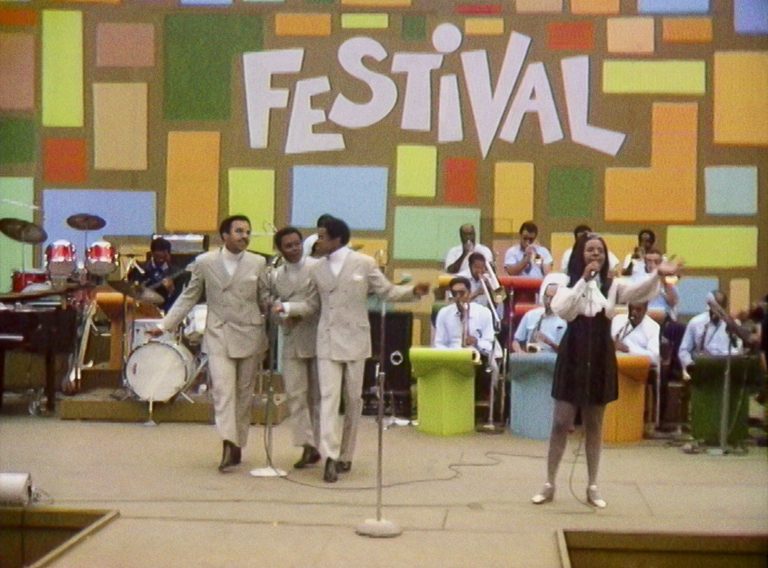 Gladys Knight & the Pips perform at the Harlem Cultural Fest