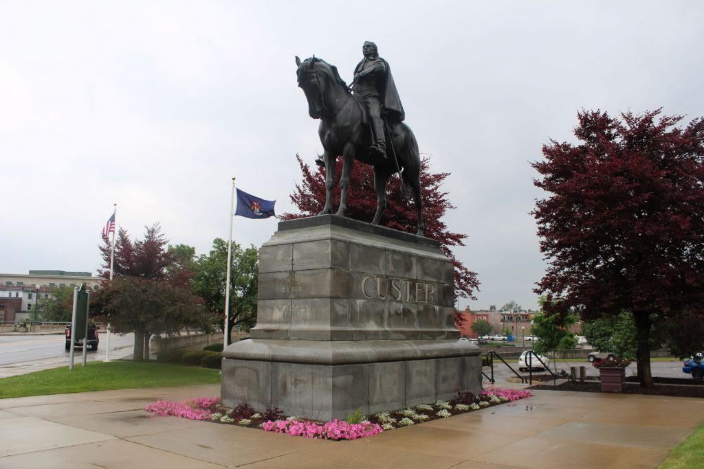 Custer statue RESIZED