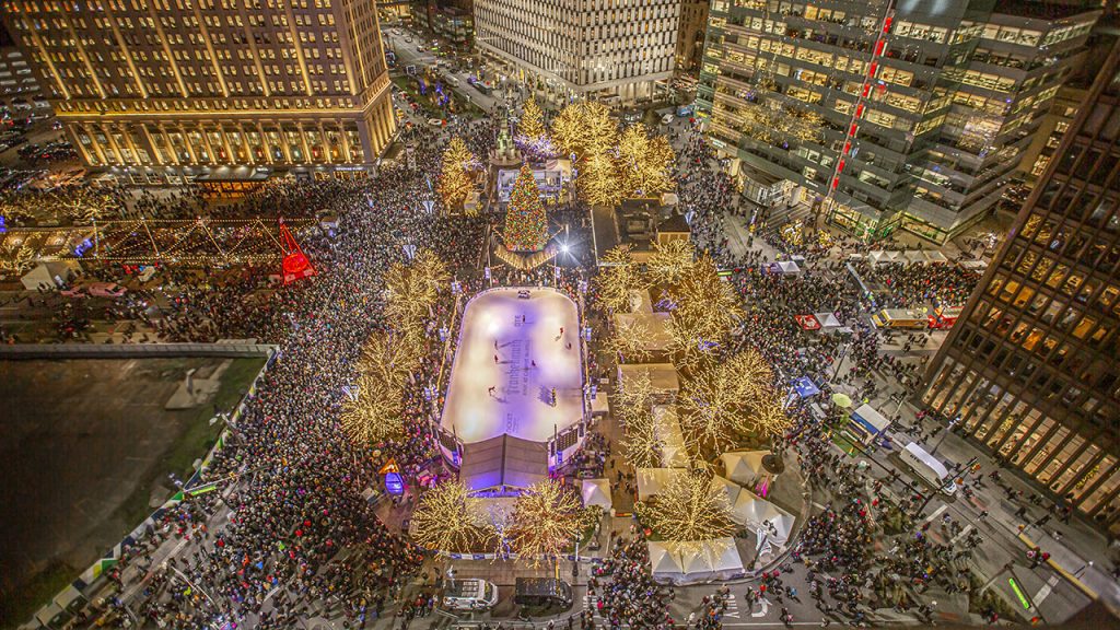 Tree lighting in downtown Detroit 2019