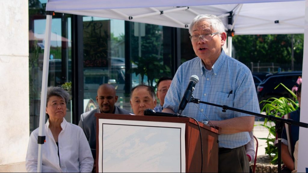 Vincent Chin Mural Ceremony Roland Hwang-2