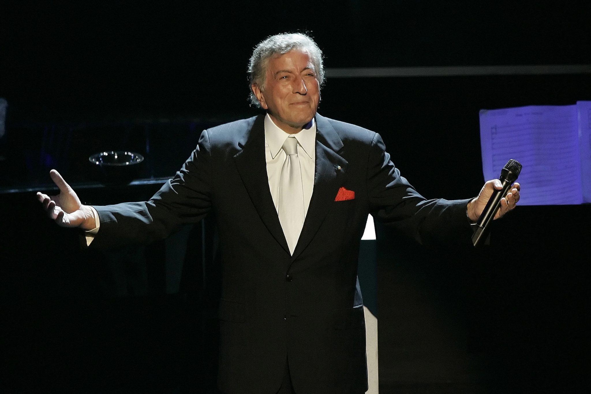 FILE - Tony Bennett reacts after performing the song "I left My Heart in San Francisco" during his 80th birthday celebration at the Kodak Theater in Los Angeles, on Nov. 9, 2006.