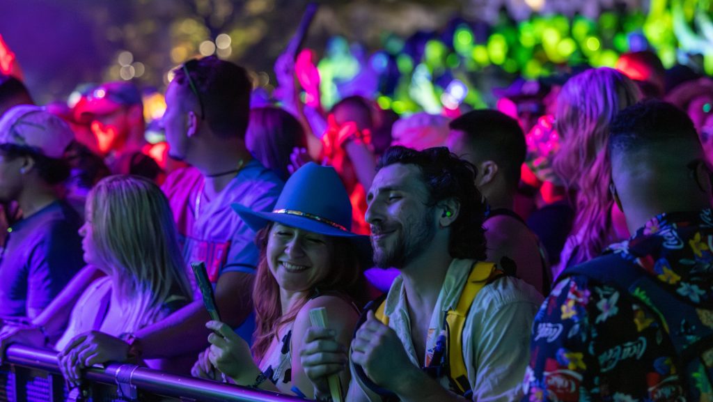 The crowd dances at Movement