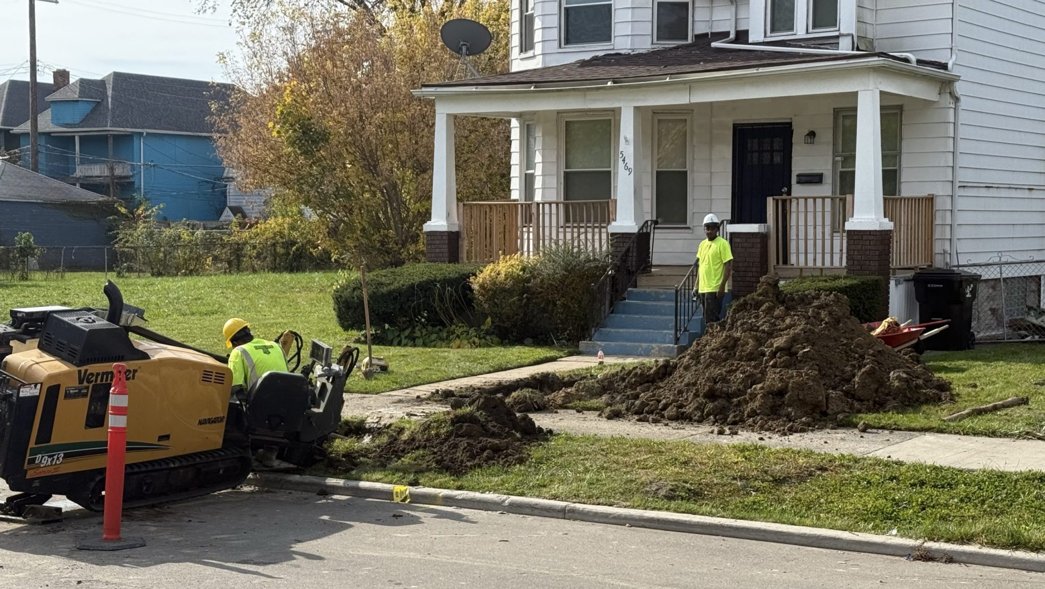 Detroit Water and Sewerage Department employees began lead service line replacements in Detroit's Pingree Park neighborhood this week.