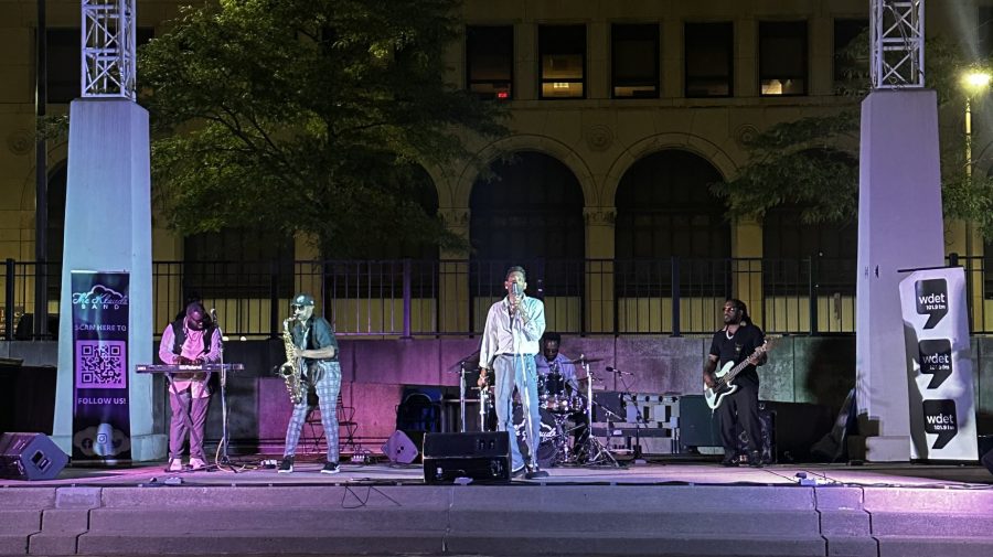 Drey Skonie & The Klouds perform at New Center Park.