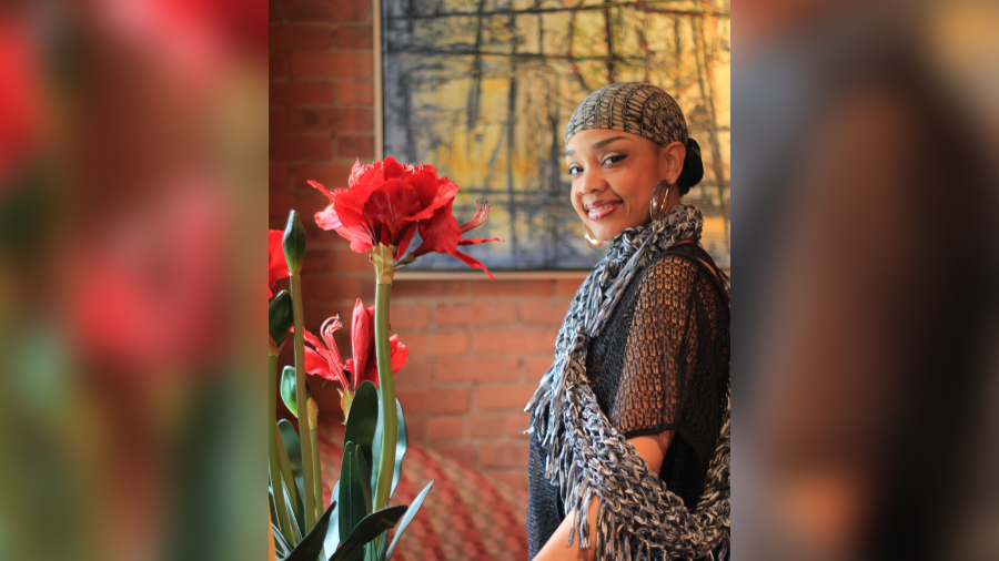Detroit vocalist and songwriter Irene Renee.