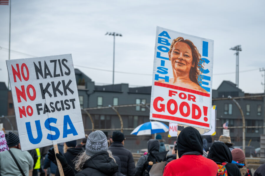 TRUMPPROTEST011326-5