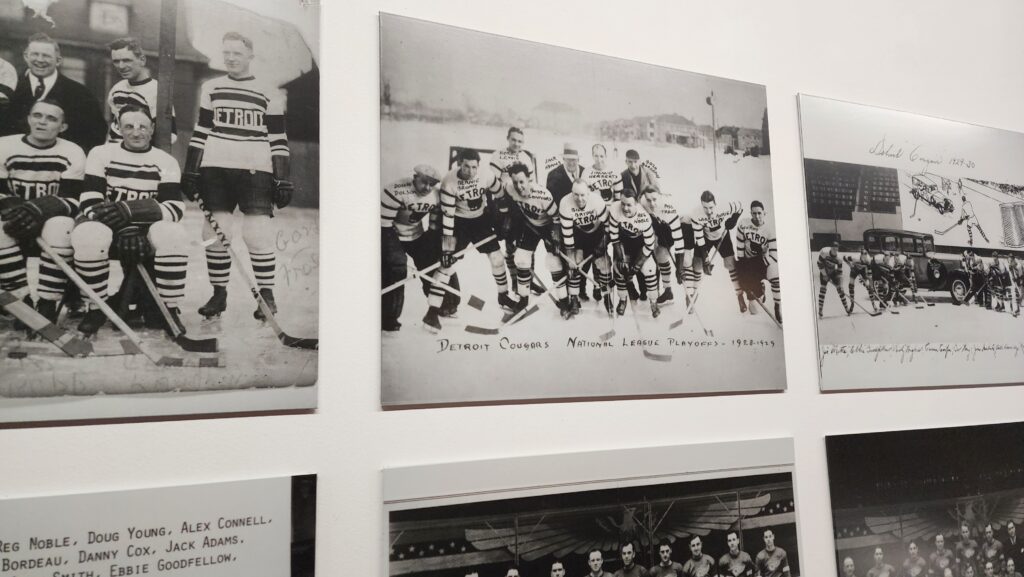 Historic Detroit Red Wings team pictures