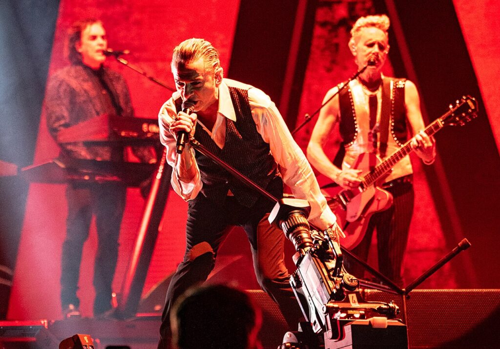 Depeche_mode_in_portland_Nov_2023