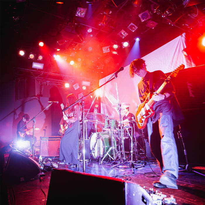 Tokyo Shoegazer on stage
